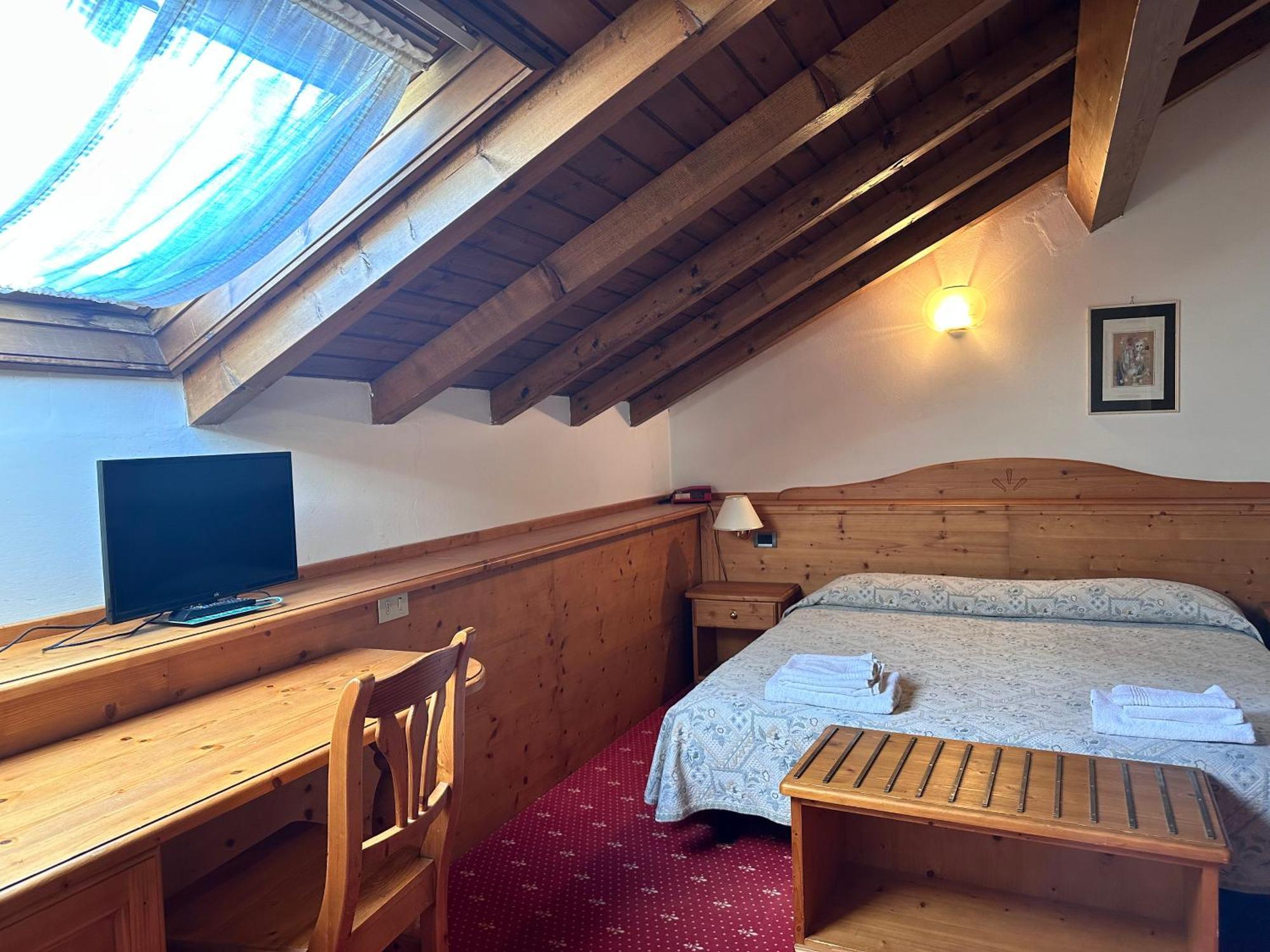 Hotel Alpi - 2*